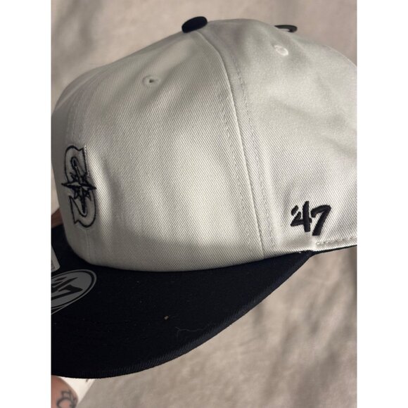 Seattle Mariners 47 Captain Snapback Hat - Picture 5 of 7
